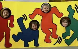 FOTOBUDKA A\'LA... INSPIROWANA DZIEŁEM HARINGA.