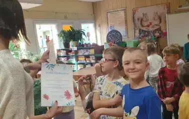 Dzięci dziękują za warsztaty 