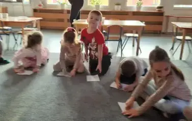 Dzieci rysują złość