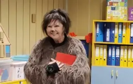 PANI ANNA PASZKOWSKA - AKTORKA Z MIEJSKIEGO OŚRODKA KULTURY W ZGIERZU.