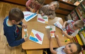 SŁONECZKA UTRWALAJĄ ZAPIS CYFR 1-10.