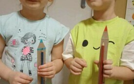 DROBNY UPOMINEK DLA BIEDRONEK Z OKAZJI DNIA KREDKI.