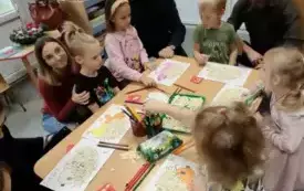WSP&Oacute;LNA PRACA DZIECI I RODZIC&Oacute;W - JEŻ Z WYKORZYSTANIEM NASION DYNI.