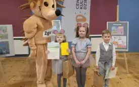 KINGA S., HANNA S., WIKTOR F. ZE ZGIERSKIM JEŻEM