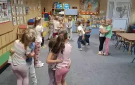 ZABAWY TANECZNE W PARACH - ZAJĄCZKI