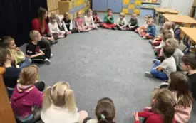 ZAJĘCIA Z PEDAGOGIEM W GRUPIE BIEDRONKI