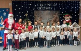 ZDJĘCIE GRUPOWE Z MIKOŁAJEM - GRUPA MOTYLKI
