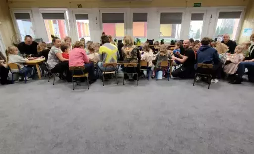 Zdjęcie do WARSZTATY POETYCKO - PLASTYCZNE W GRUPIE KRASNOLUDKI